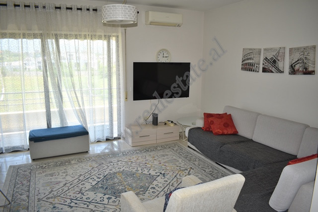 Apartament 2+1 me qira tek Liqeni i Thate ne Tirane